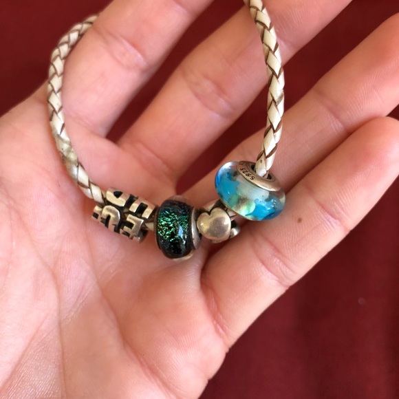 PANDORA 🖤 - Picture 3 of 3